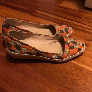 Lucky Brand orange pineapple print espadrilles